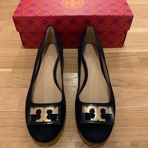 Tory Burch Suede Pump